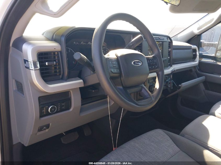 2024 Ford F-350 Xlt VIN: 1FT8W3BT0REE11103 Lot: 44208949
