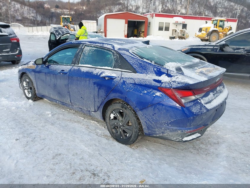 2023 Hyundai Elantra Sel
