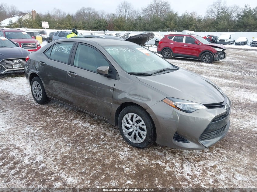 VIN 2T1BURHE2HC791554 2017 TOYOTA COROLLA LE