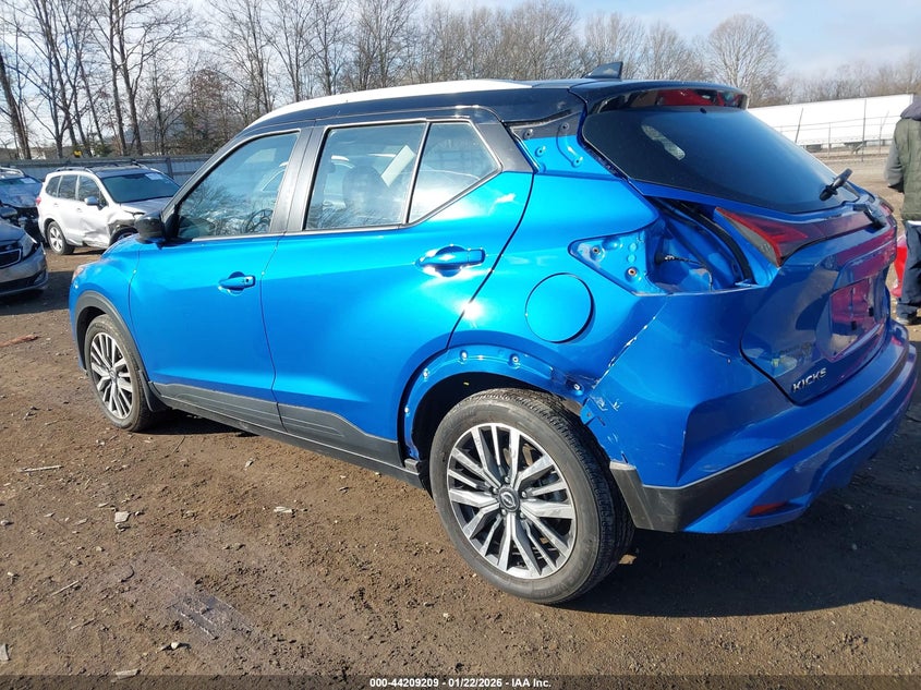 2022 Nissan Kicks Sv Xtronic Cvt