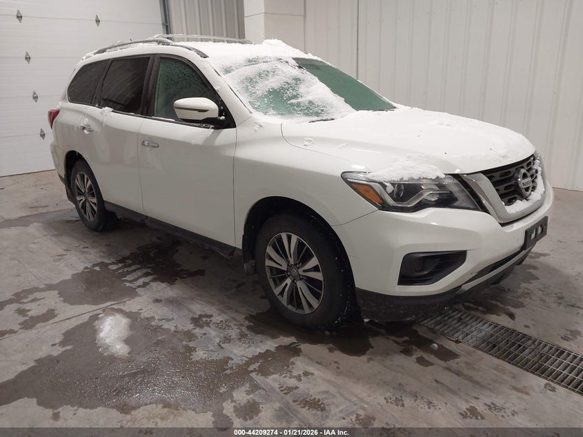 2018 Nissan Pathfinder S