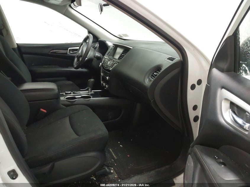 2018 Nissan Pathfinder S