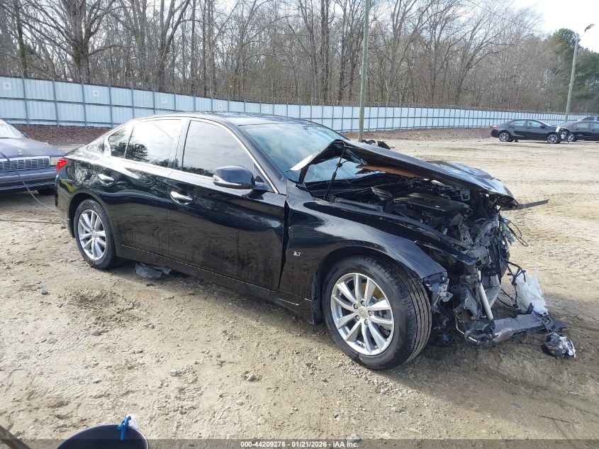 2015 Infiniti Q50 Premium