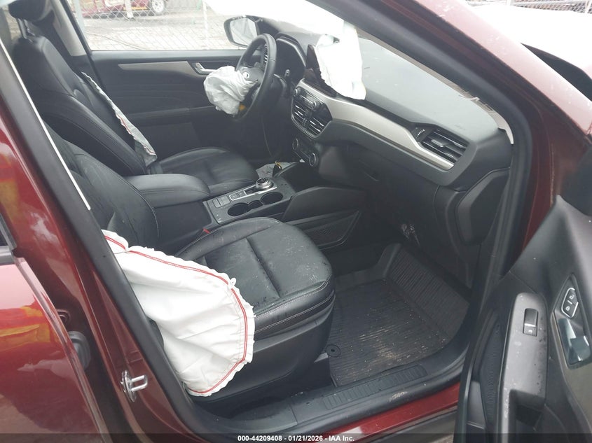 2021 Ford Escape Sel