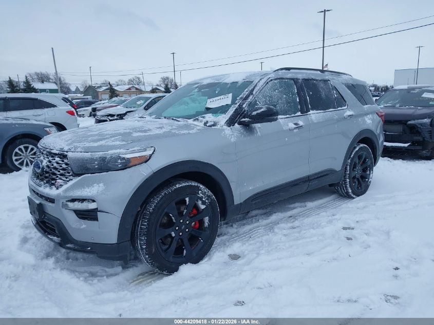 2022 Ford Explorer St