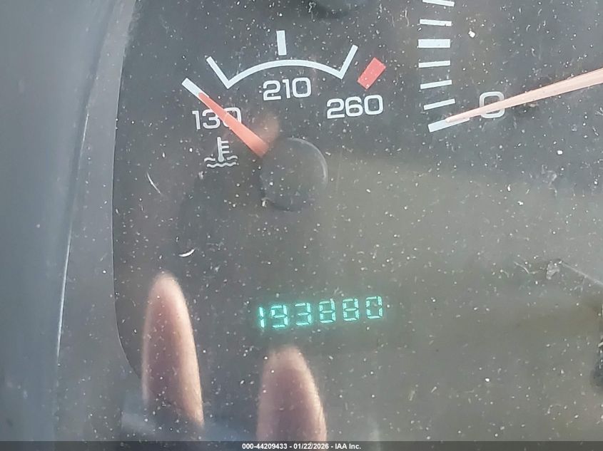 2002 Dodge Ram 2500 St VIN: 3B7KF23ZX2M277574 Lot: 44209433