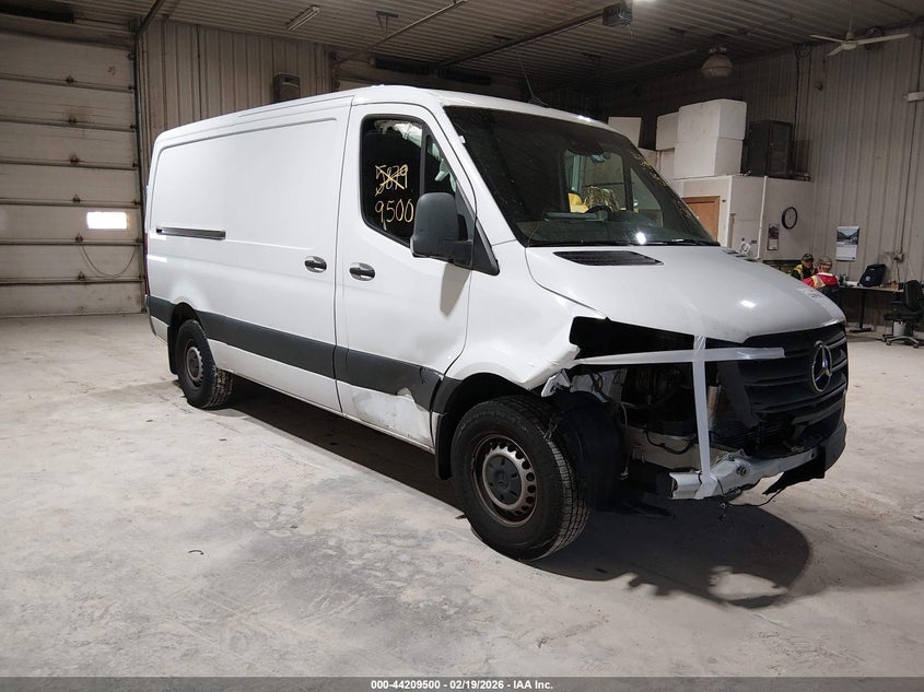 2022 Mercedes-Benz Sprinter 1500 Standard Roof I4