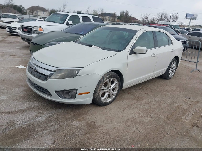 Vin: 3fahp0ha6cr246508, lot: 44705570, ford fusion se 20122