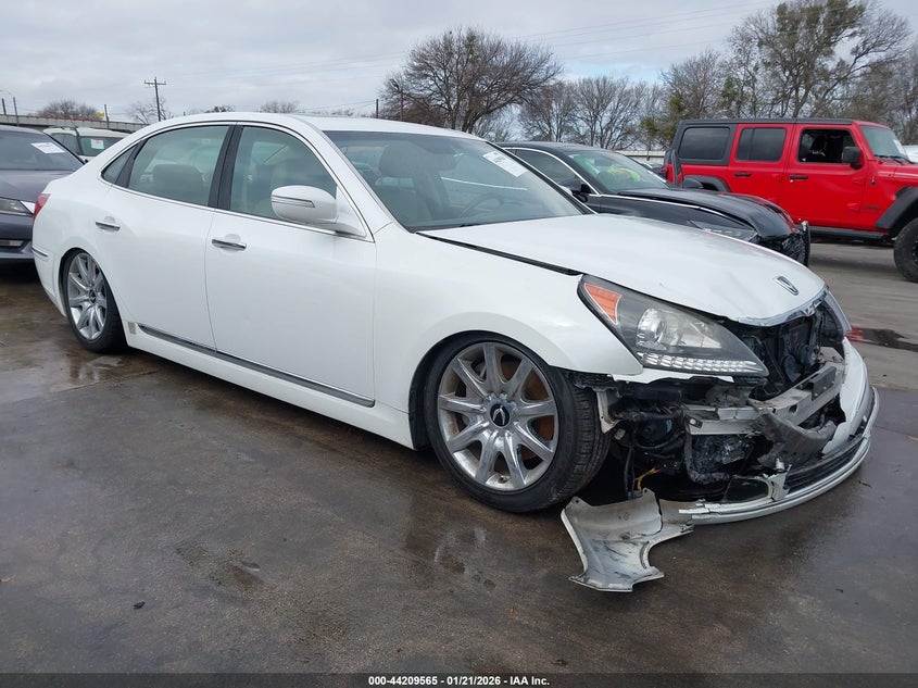 2013 Hyundai Equus Signature