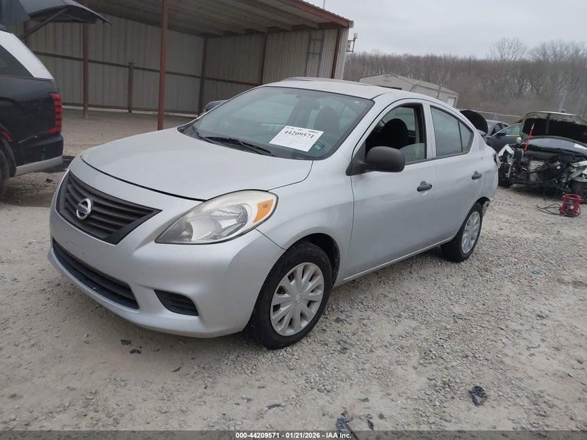 2014 Nissan Versa 1.6 S