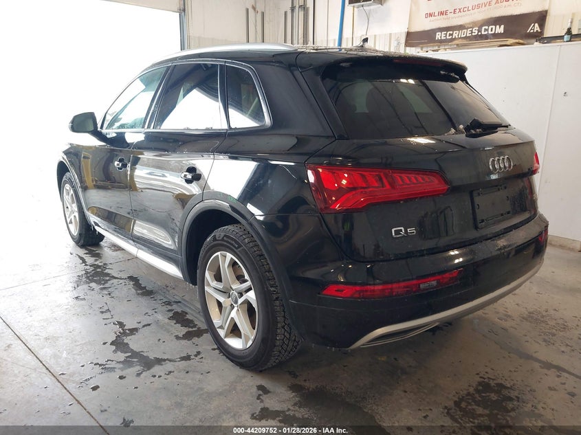 2018 Audi Q5 2.0T Premium/2.0T Tech Premium