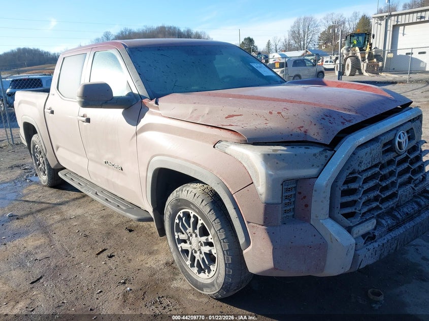 2025 Toyota Tundra Crewmax Sr/Crewmax Sr5