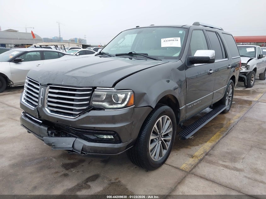 2017 Lincoln Navigator Select