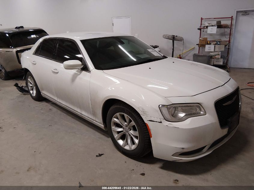 2016 Chrysler 300 Limited