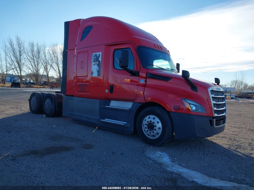 2019 Freightliner New Cascadia 126