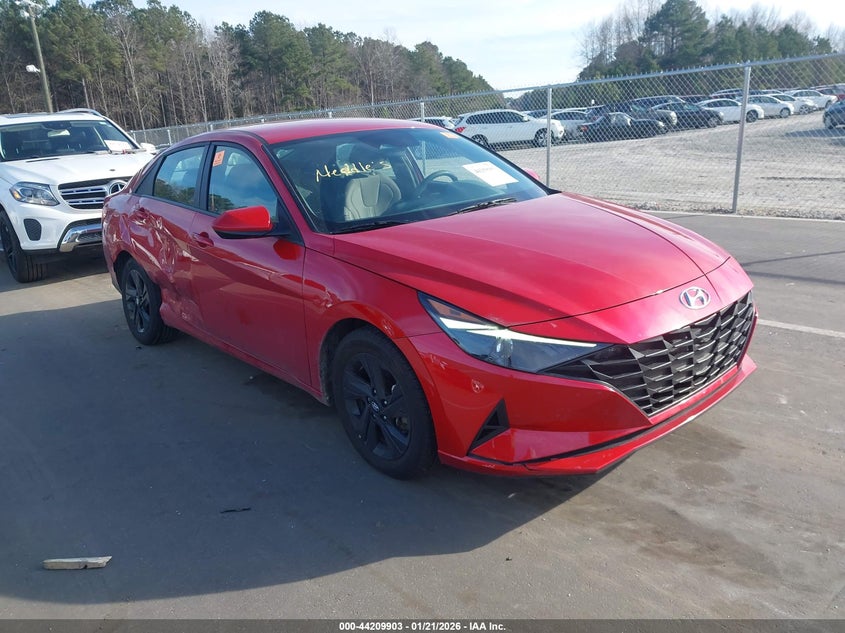 2023 Hyundai Elantra Sel