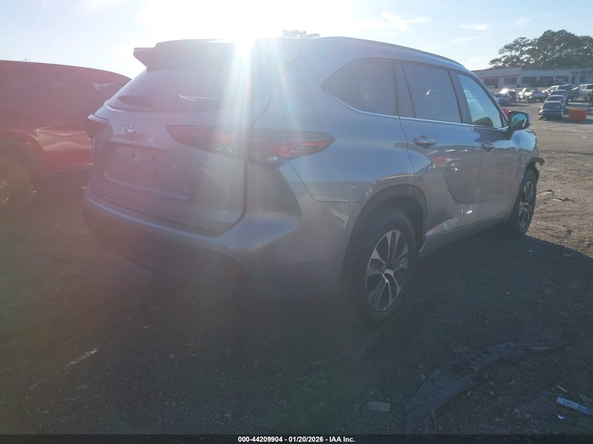 2025 Toyota Highlander Xle