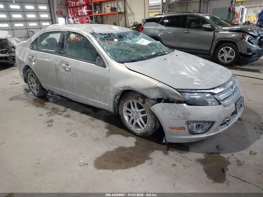 2010 Ford Fusion S
