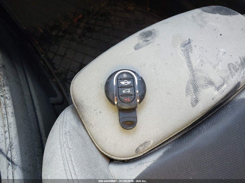 2018 Mini Countryman Cooper S VIN: WMZYT5C36J3E68797 Lot: 44209967