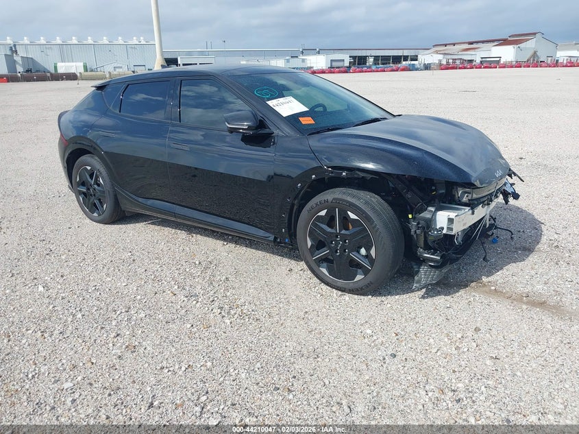 5XYC44JA1SG010064 KIA EV6 Photo 1