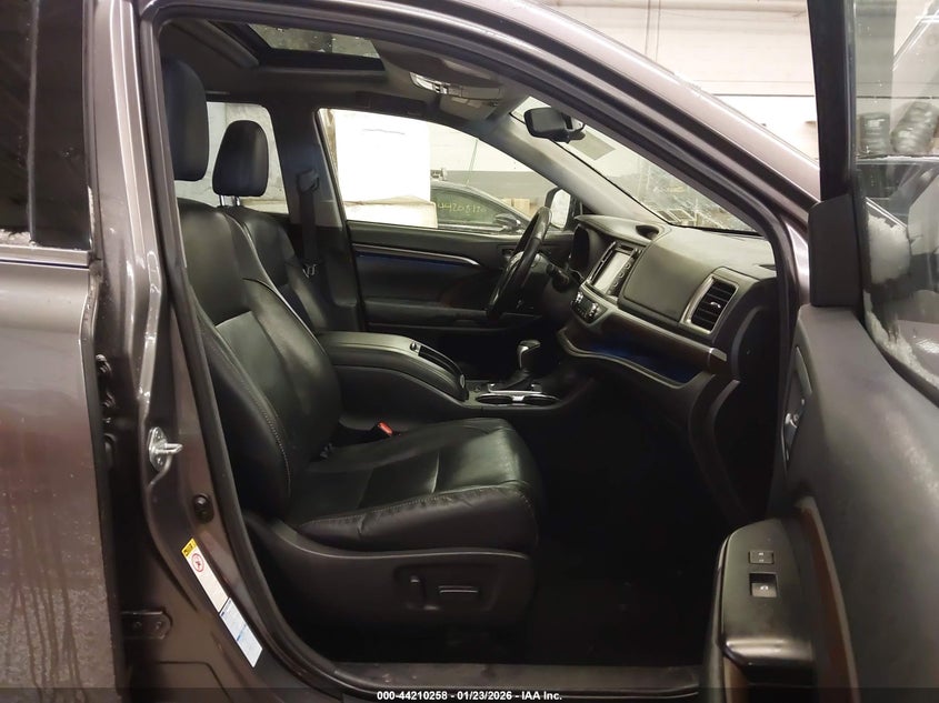 2014 Toyota Highlander Limited V6