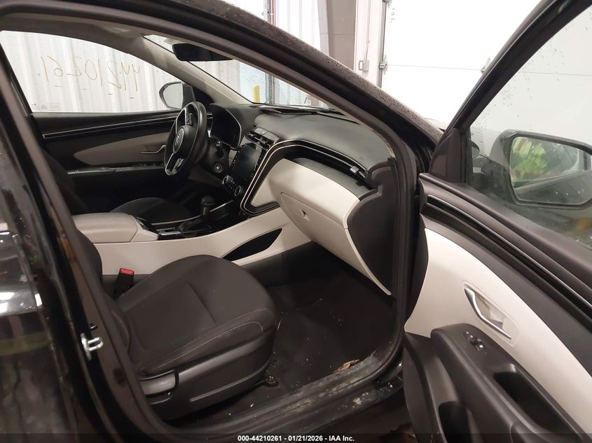 2022 Hyundai Tucson Se