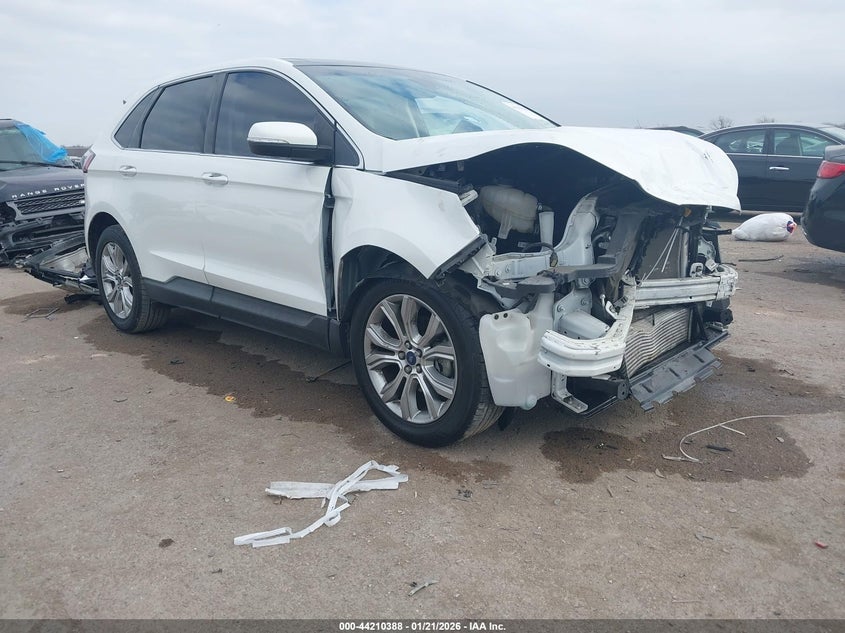 2020 Ford Edge Titanium