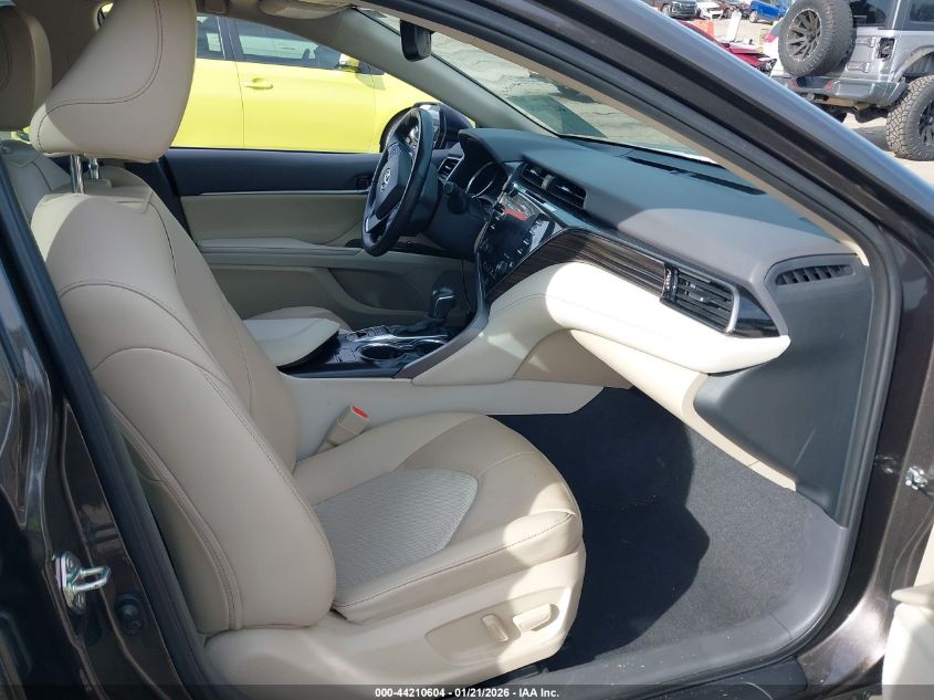 2020 Toyota Camry Xle