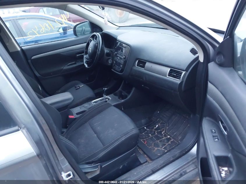 2016 Mitsubishi Outlander Es