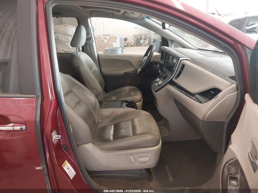 2015 Toyota Sienna Xle 8 Passenger