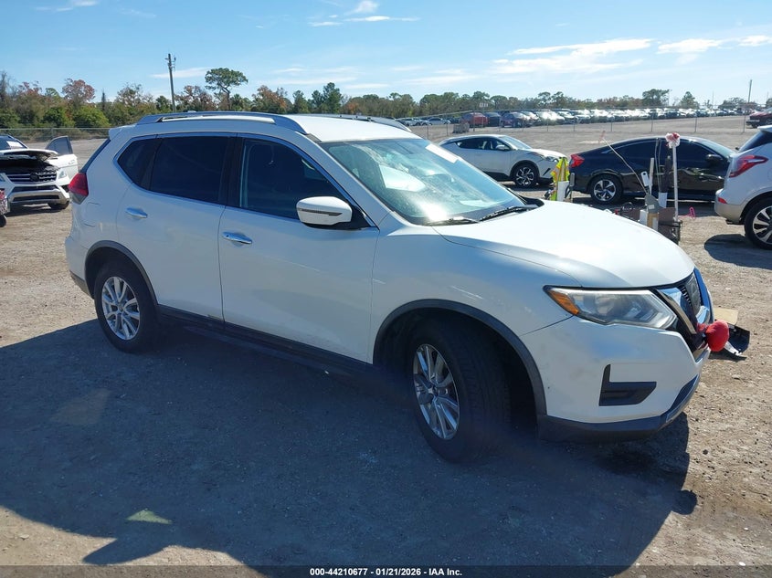 2017 Nissan Rogue Sv