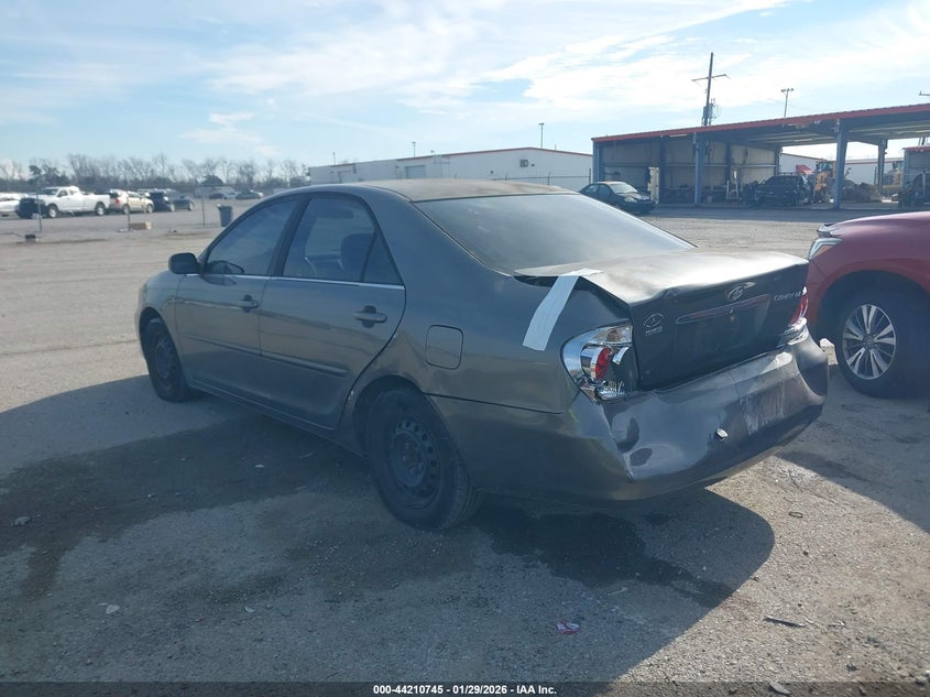 2005 Toyota Camry Le
