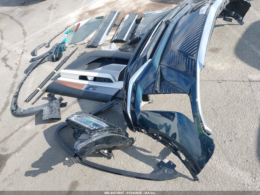 2026 Cadillac Vistiq Luxury VIN: 1GYC3KML9TZ704874 Lot: 44210807