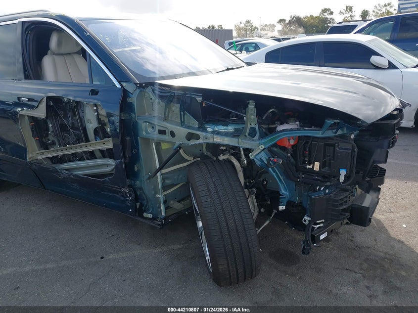 2026 Cadillac Vistiq Luxury VIN: 1GYC3KML9TZ704874 Lot: 44210807