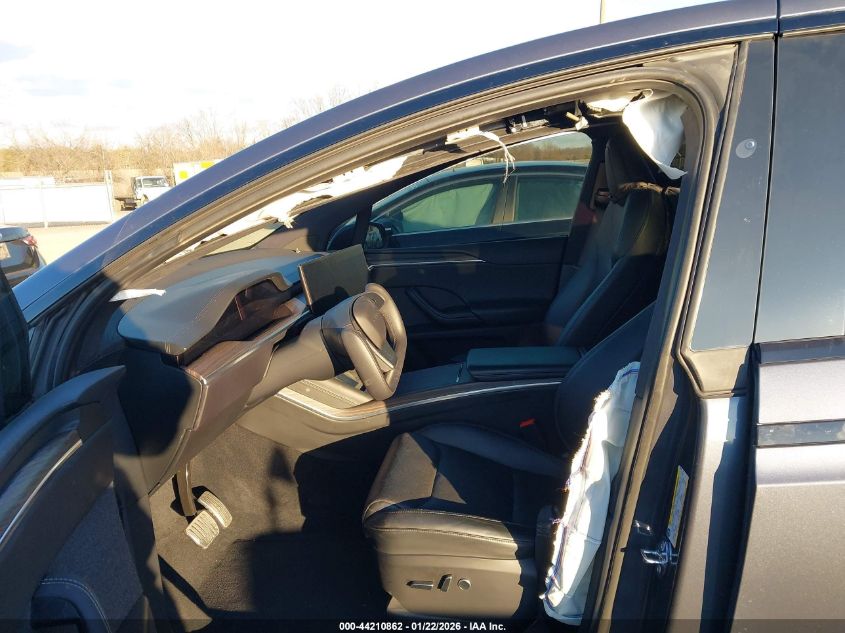 2022 Tesla Model X Dual Motor All-Wheel Drive