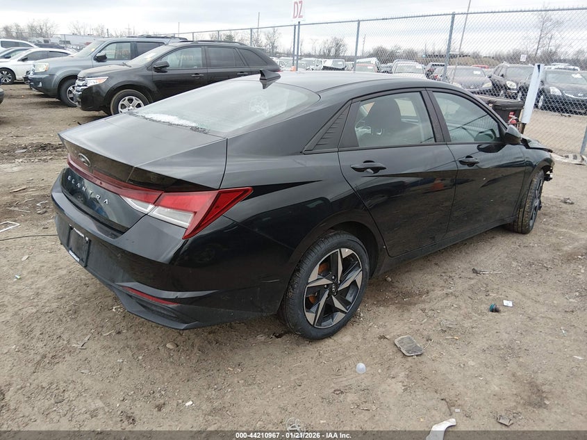 2023 Hyundai Elantra Sel