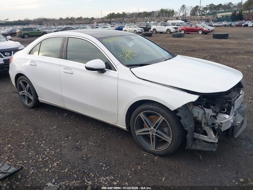 2021 Mercedes-Benz A 220 4Matic