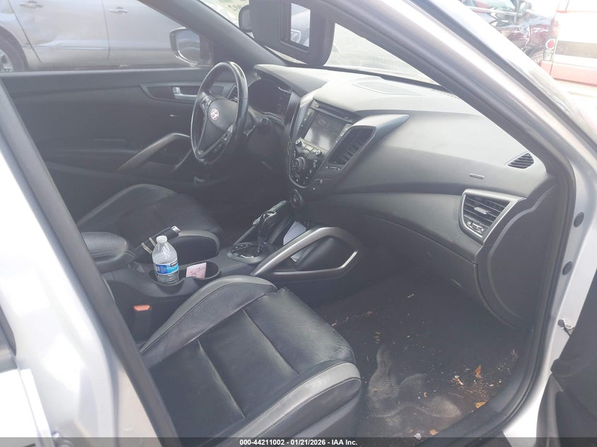 2016 Hyundai Veloster Turbo