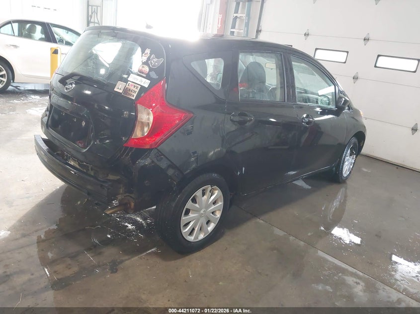2015 Nissan Versa Note S (Sr)