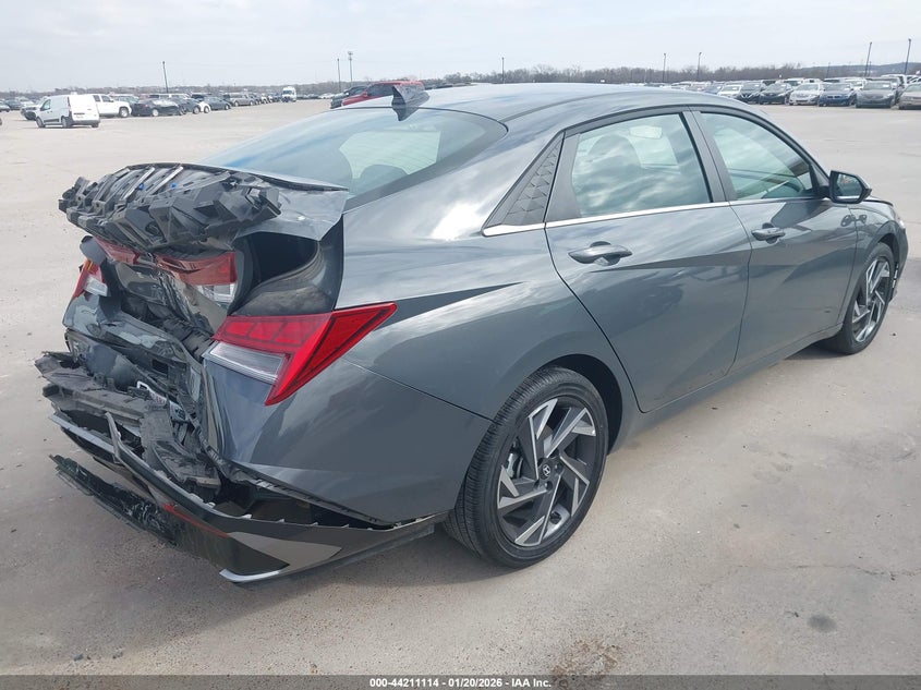 2025 Hyundai Elantra Sel Convenience