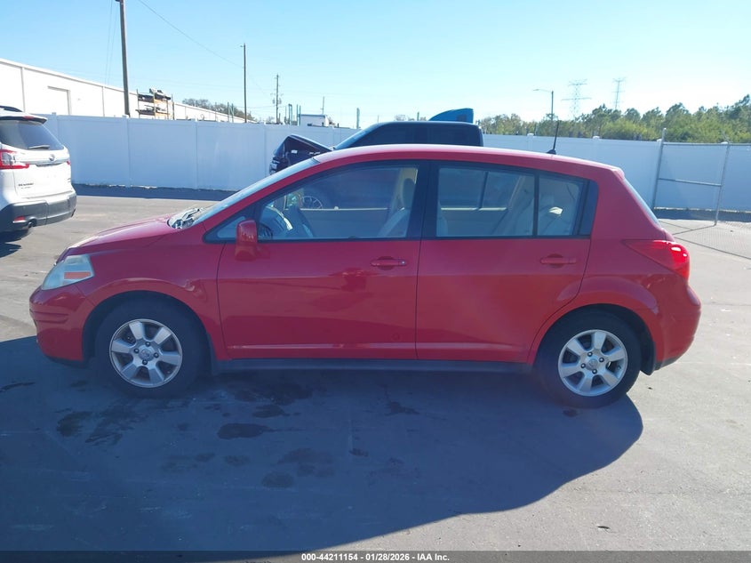 2007 Nissan Versa 1.8Sl VIN: 3N1BC13E07L363668 Lot: 44211154