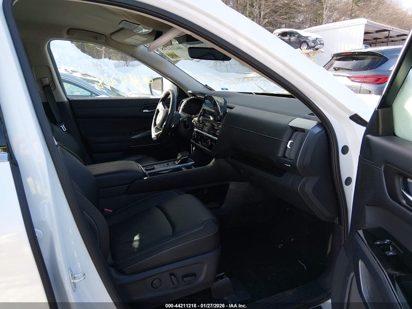 2025 Nissan Pathfinder Sl 4Wd