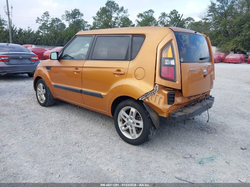 2011 Kia Soul +