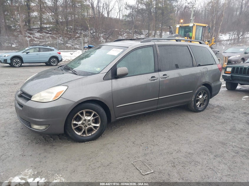 2005 Toyota Sienna Xle