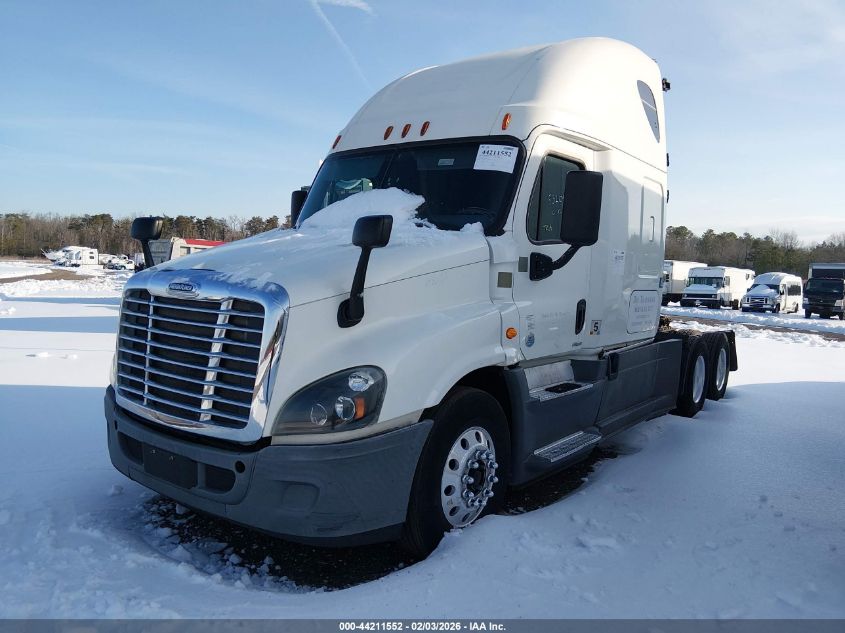 2015 Freightliner Cascadia 125