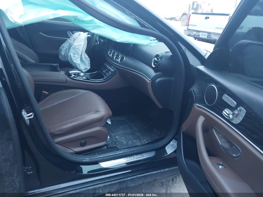 2017 Mercedes-Benz E 300 4Matic