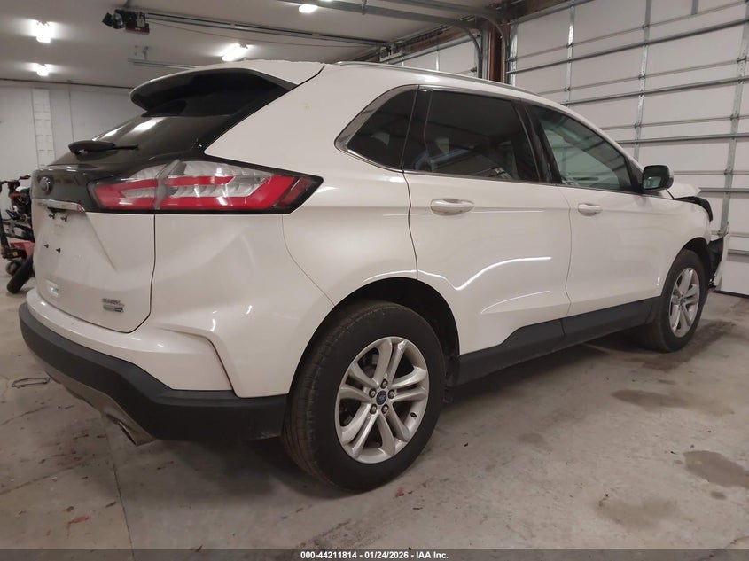 2019 Ford Edge Sel