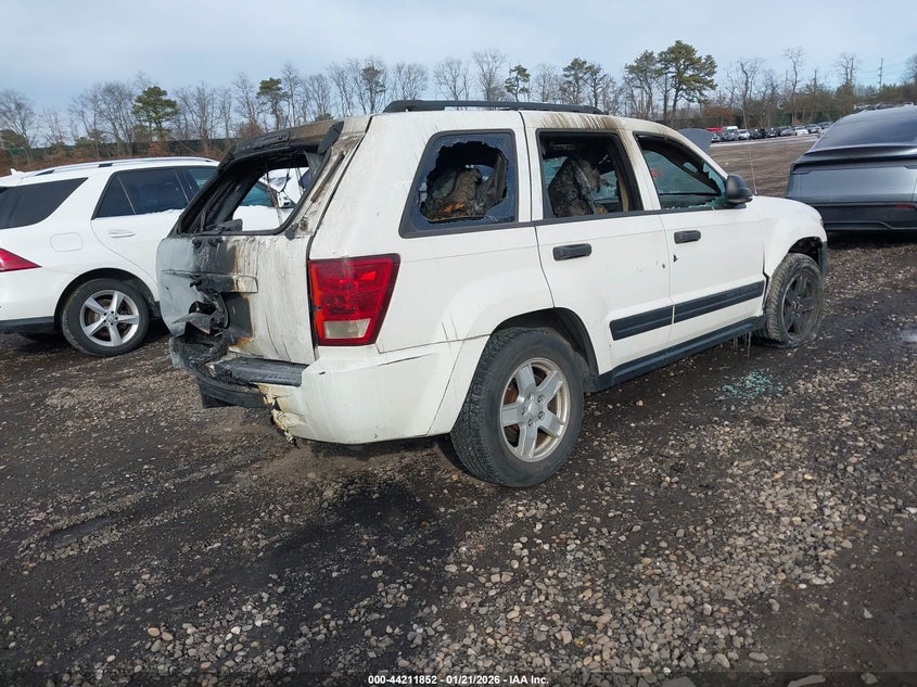 2006 Jeep Grand Cherokee Laredo