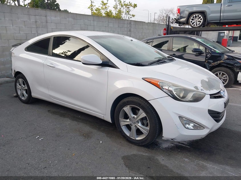 2013 HYUNDAI ELANTRA GS