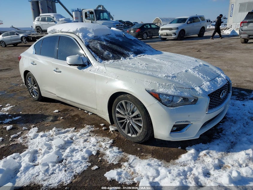 2023 Infiniti Q50 Luxe Awd